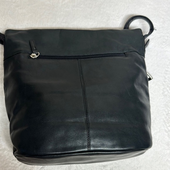 Stone Mountain Black Shoulder Bag Sleek Minimalist Design - Picture 6 of 16